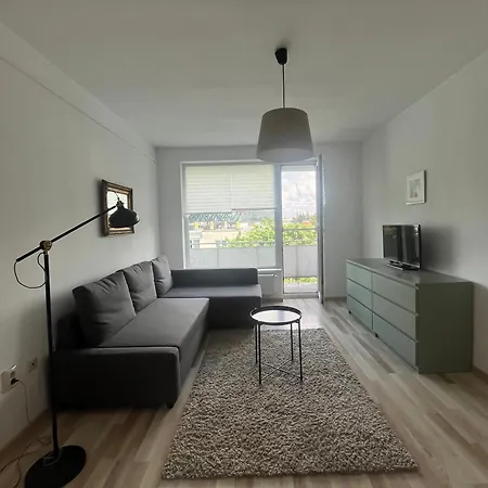 Apartament Reseda *