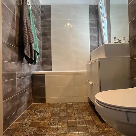 Reseda Apartament